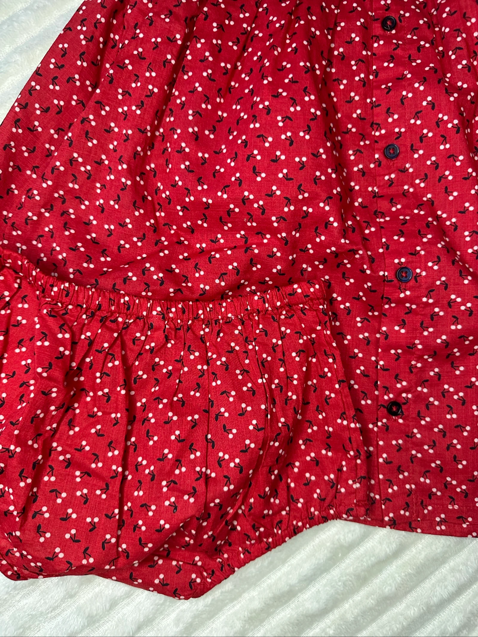 Vestido de manga corta y su culotte de 18 meses rojo con estampado de cerezas – photo 7